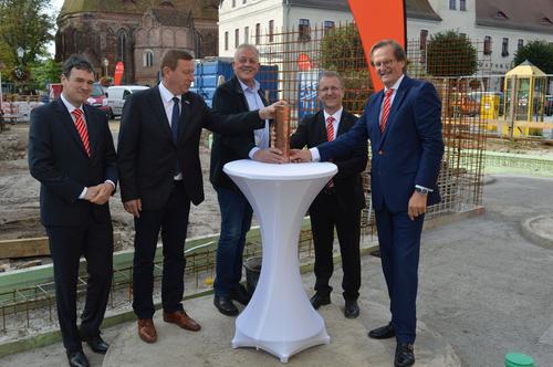 Foto PI Herzberg feiert Grundsteinlegung am Objekt Markt 2